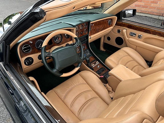 Bentley Azure 10 of 25