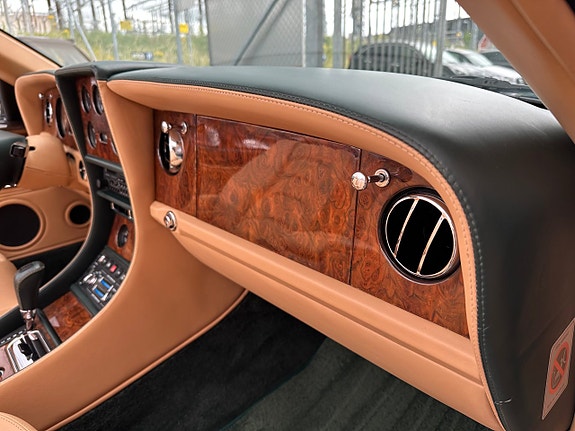 Bentley Azure 21 of 25
