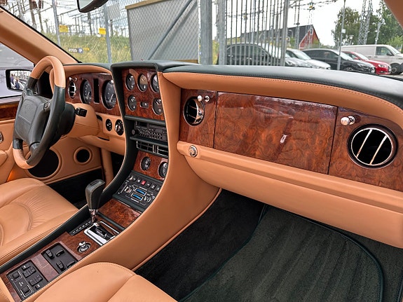 Bentley Azure 15 of 25