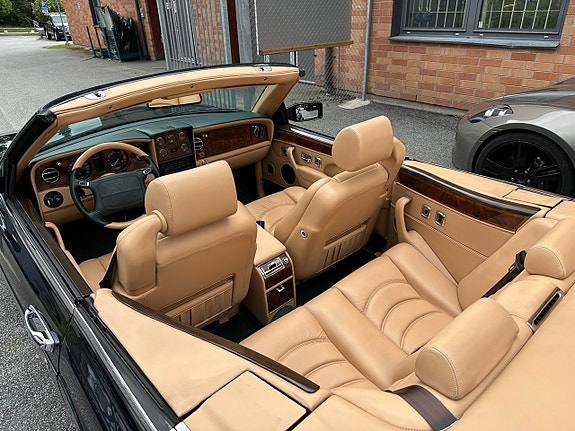 Bentley Azure 16 of 25