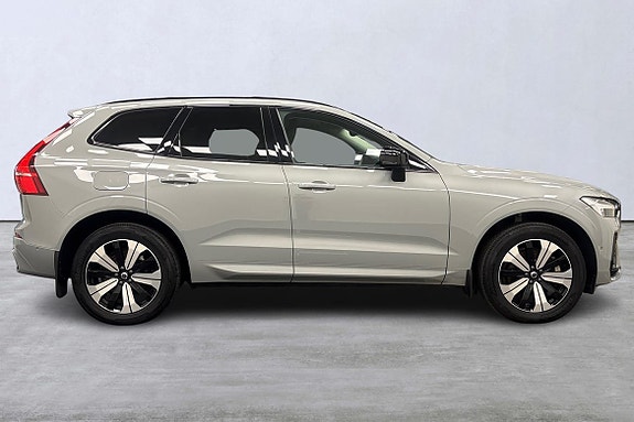 Volvo XC60 3 of 25