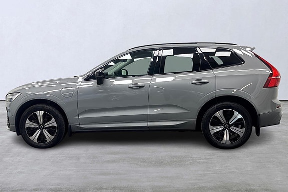 Volvo XC60 2 of 25