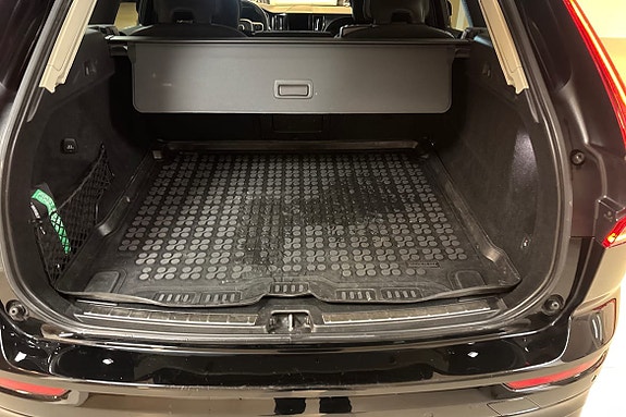 Volvo XC60 13 of 15
