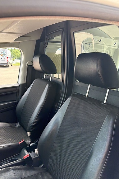 Volkswagen Caddy 7 of 10