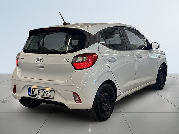 Hyundai i10 6 of 22