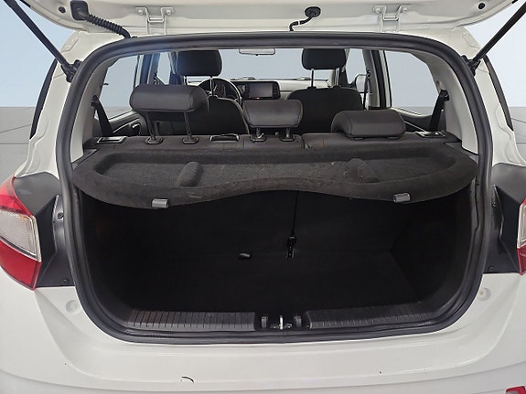 Hyundai i10 18 of 22