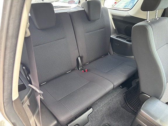 Suzuki Grand Vitara 12 of 14