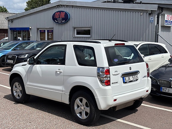 Suzuki Grand Vitara 5 of 14