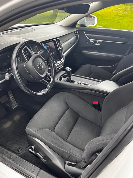Volvo V90 3 of 3