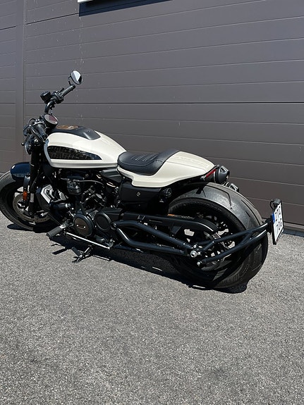 Harley-Davidson Sportster S 10 of 12