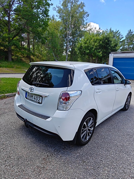Toyota Verso 4 of 5