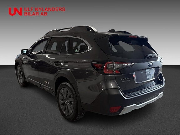 Subaru Outback 2 of 15