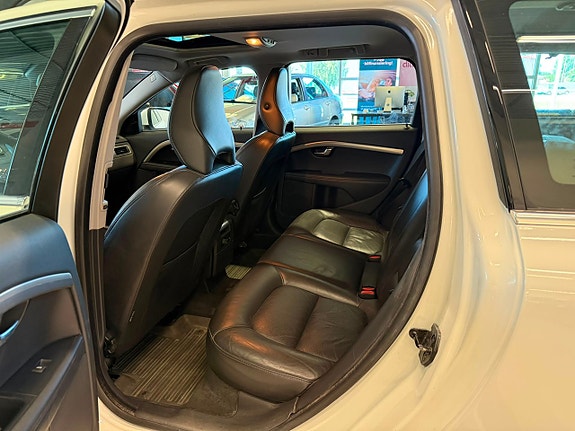Volvo V70 18 of 18