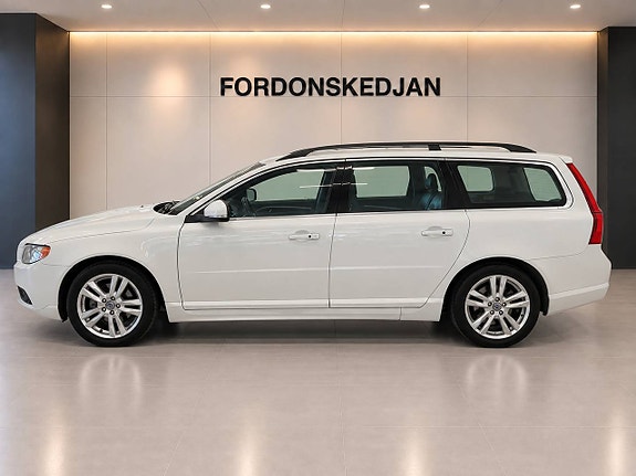 Volvo V70 4 of 18