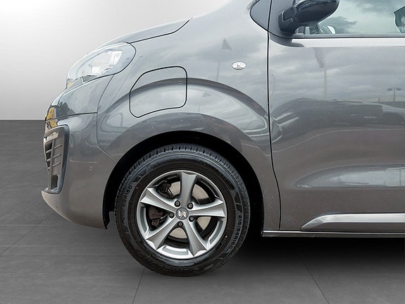 Peugeot e-Expert 4 of 5