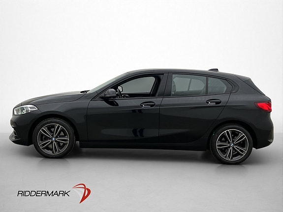 BMW 118i 4 of 5