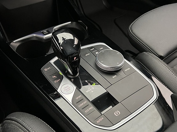BMW 118i 24 of 30