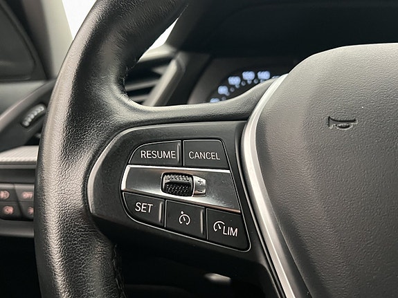 BMW 118i 18 of 30