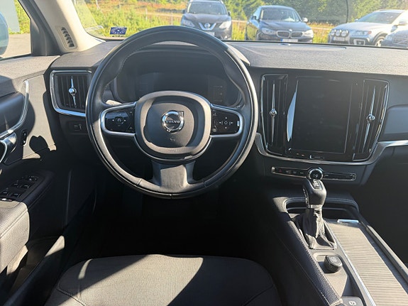 Volvo V90 15 of 23