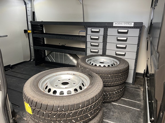 Ford Transit Custom 18 of 20