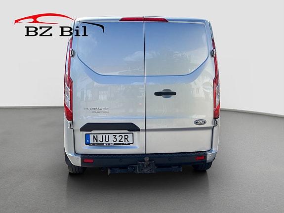 Ford Transit Custom 5 of 20