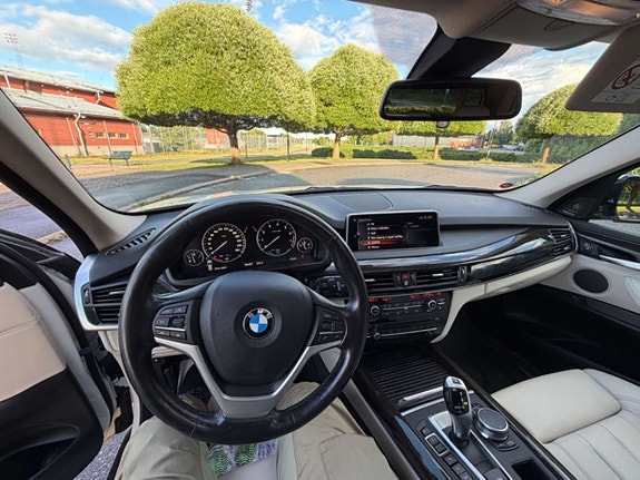 BMW X5 8 of 14