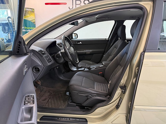 Volvo V50 9 of 11
