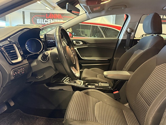 Kia Ceed 8 of 12