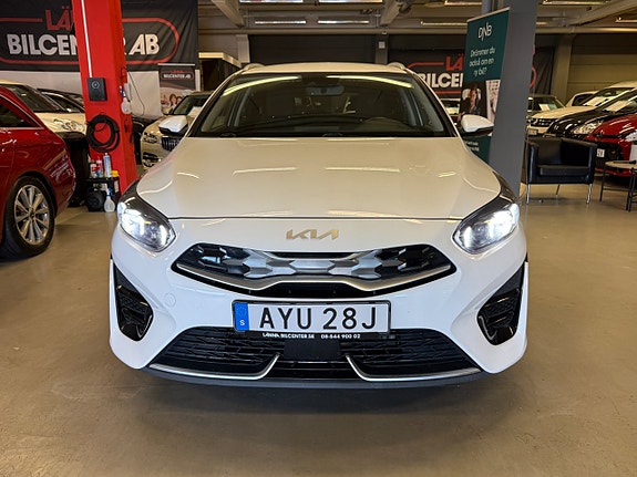 Kia Ceed 3 of 12