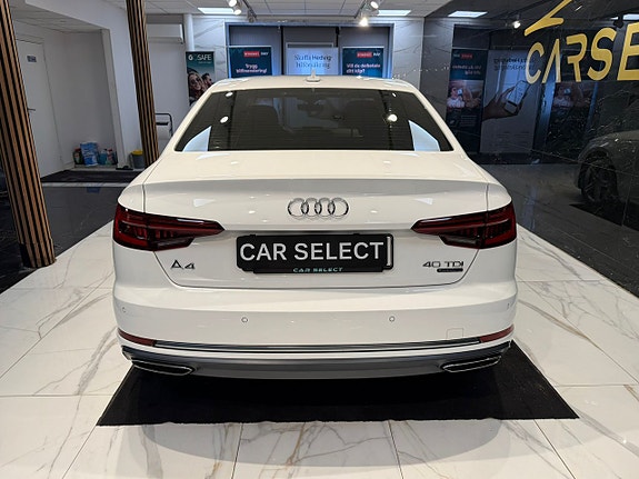 Audi A4 4 of 5