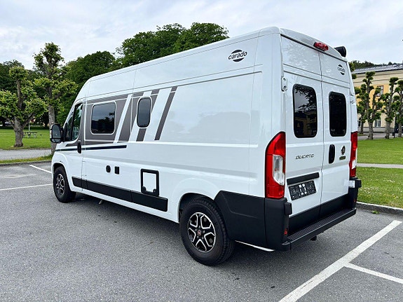 Carado PRO CVE 601 (van) dieselvärmare, dragkrok, backkamera/nav, 4-bädd, markis 4 of 5