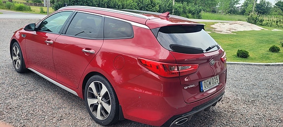 Kia Optima 2 of 5
