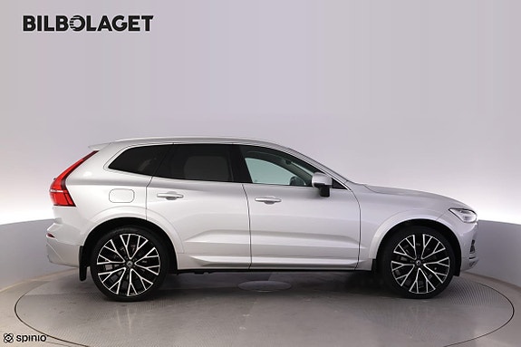 Volvo XC60 2 of 5