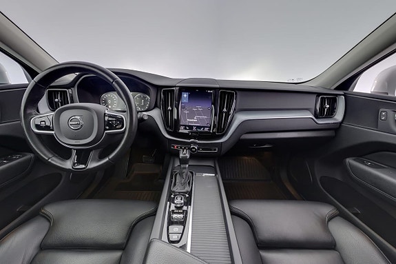 Volvo XC60 7 of 19