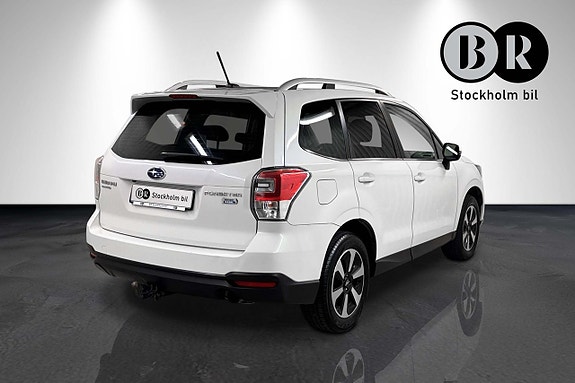 Subaru Forester 2 of 5