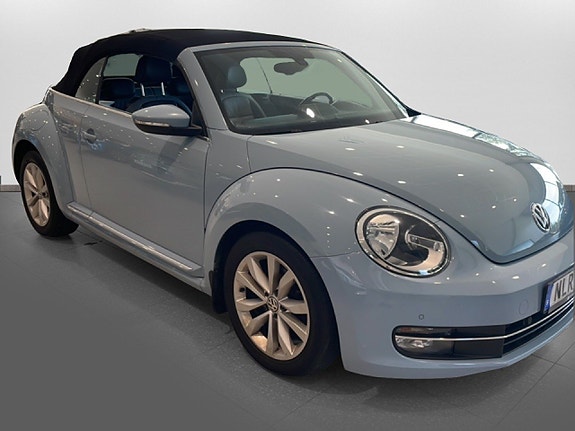Volkswagen Beetle 3 of 5