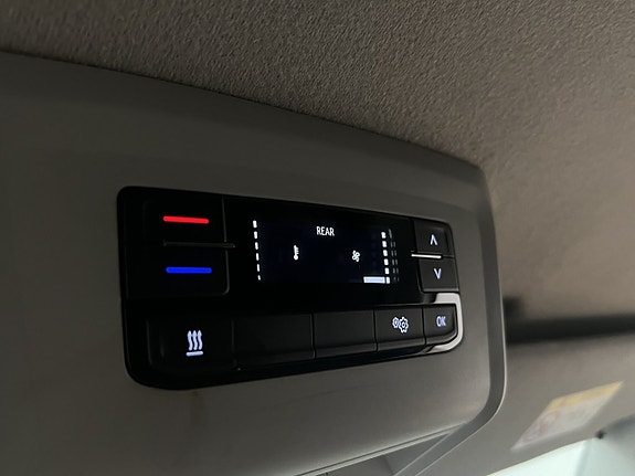 Volkswagen Transporter 26 of 30