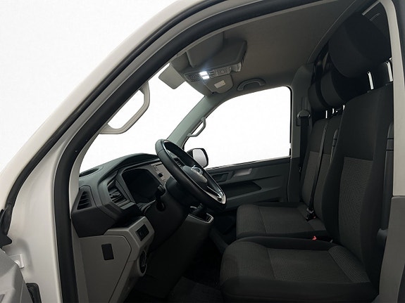 Volkswagen Transporter 16 of 30