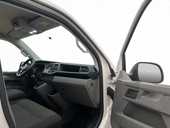 Volkswagen Transporter 25 of 30