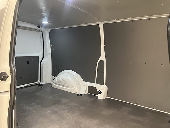 Volkswagen Transporter 14 of 30