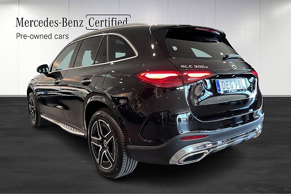 Mercedes-Benz GLC300 e 4 of 5
