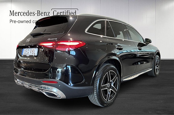 Mercedes-Benz GLC300 e 3 of 5