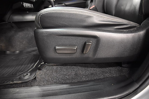 Toyota HiLux 15 of 20