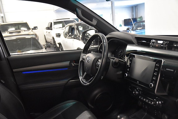 Toyota HiLux 8 of 20