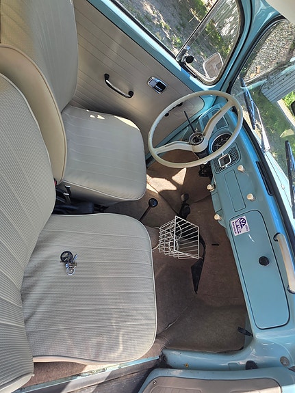 Volkswagen 1200 4 of 5