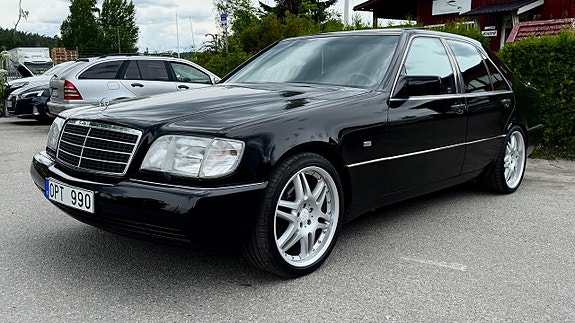 Mercedes-Benz S500 4 of 17