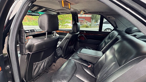 Mercedes-Benz S500 14 of 17