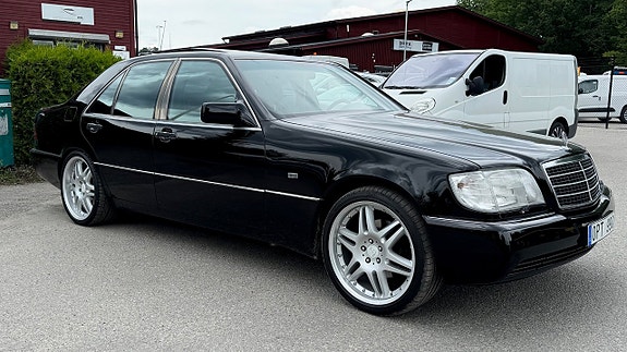 Mercedes-Benz S500 5 of 17