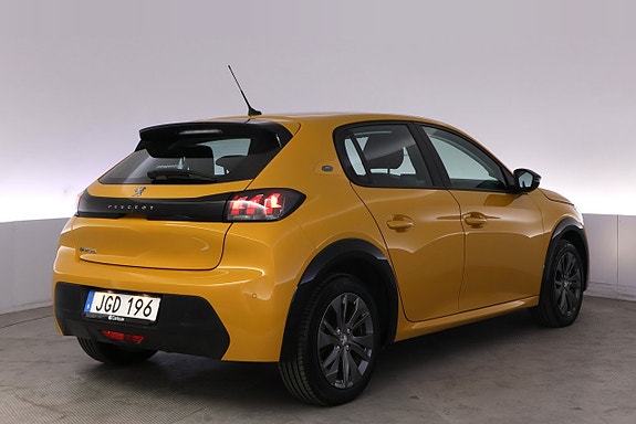Peugeot e-208 5 of 5