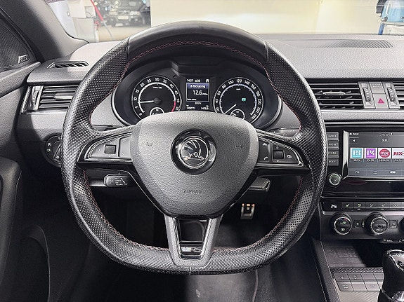 Skoda Octavia 12 of 30